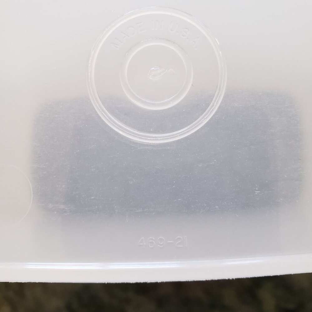 Tupperware Cereal Container 469 Replacement - No lid - Picture 3 of 3